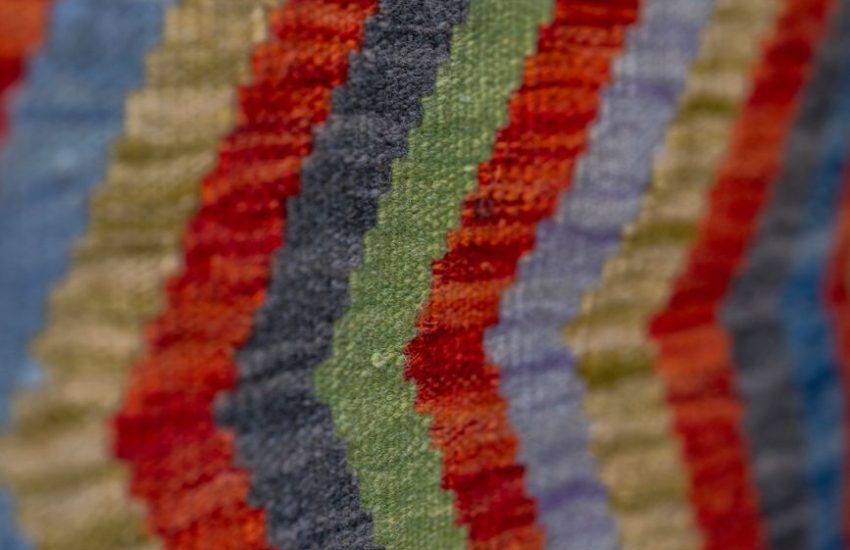 Dekorative Wohnideen Hse24: Dekorative Wohnideen von HSE24: 3 Strickmuster, die Ihr Zuhause verwandeln