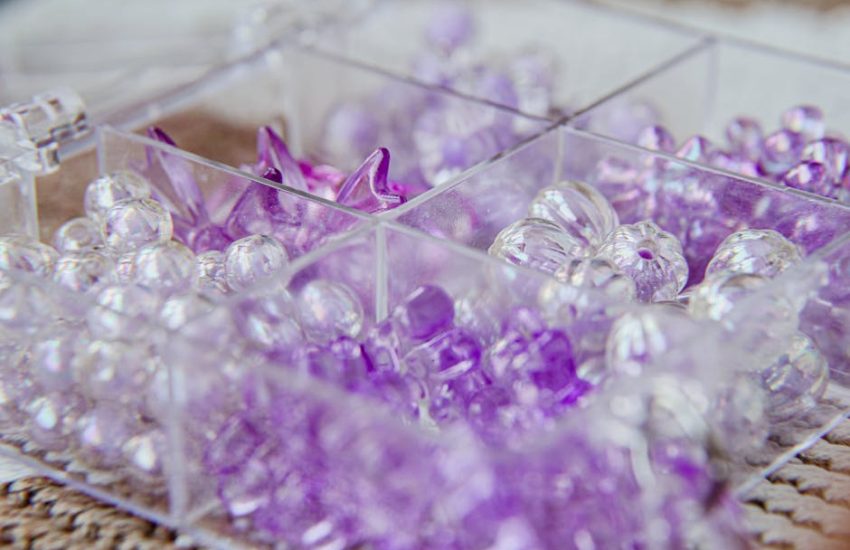 What 30 Compartments Gets You: Guyuyii Bead Organizer Reviewed